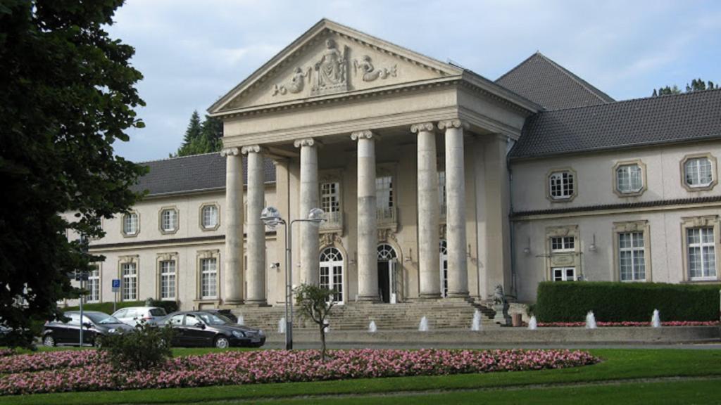 Hotel Platinium Aachen Exterior photo